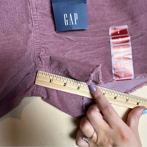 GAP Corduroy Shorts Mauve Nostalgia Rose Pink Cut-Off Frayed Hem Women’s Size 2 - Picture 14 of 15